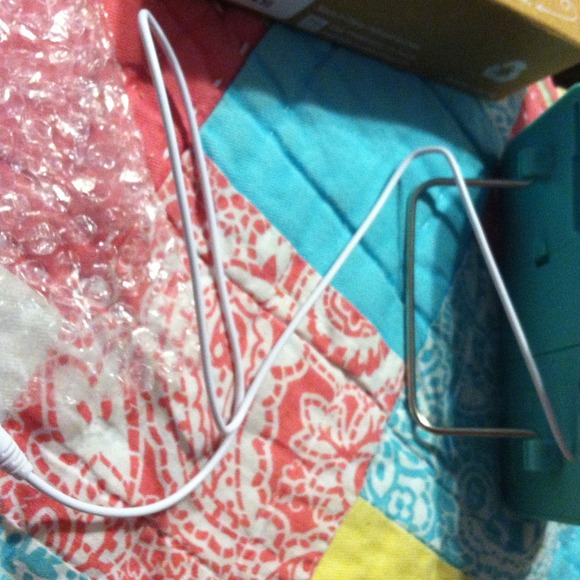 Mini speaker^_^ - Picture 3 of 4