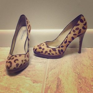 STEVE MADDEN LEOPARD HEELS