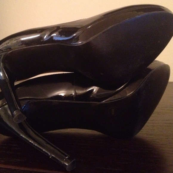 ️50%❤️ BCBGeneration Patent Pumps - Picture 4 of 4