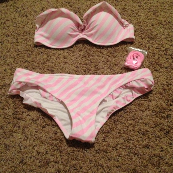 **Reserved**Victoria secret Bikini