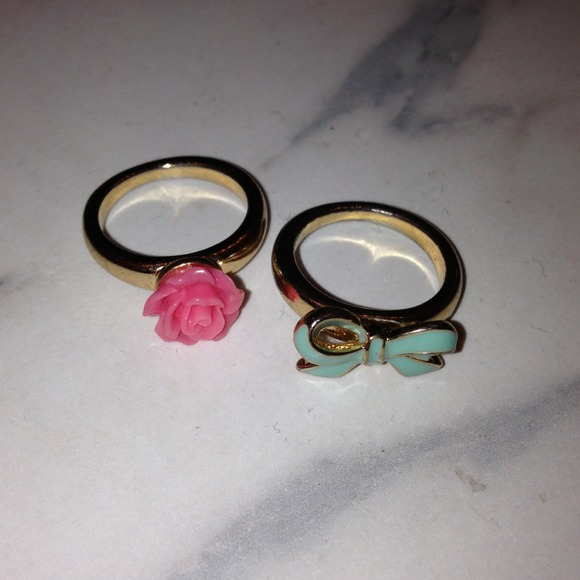 Sold ⛔⛔⛔ Bundle! Amazing rouses 🌹🌹🌹 - Picture 2 of 4