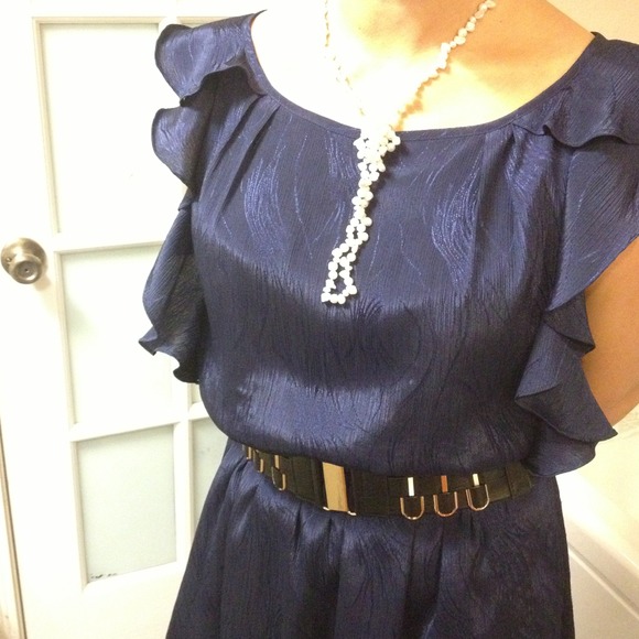 BCBG blue dress. Like brand new condition ππππ - Picture 4 of 4