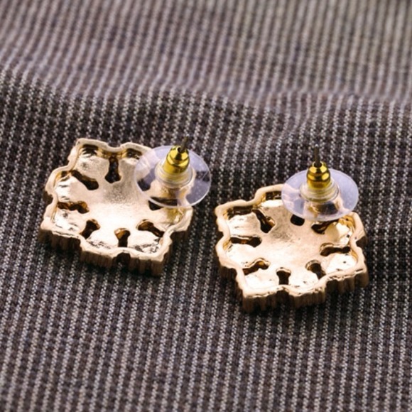 🔥New Candy Stud Earring🔥 - Picture 2 of 3