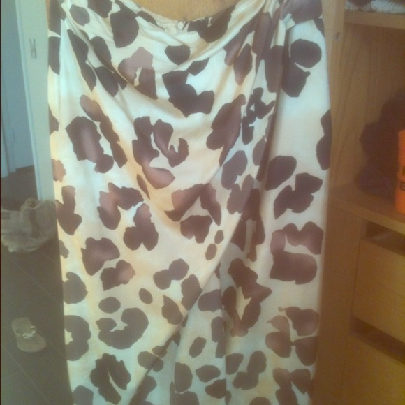 Silk leopard skirt