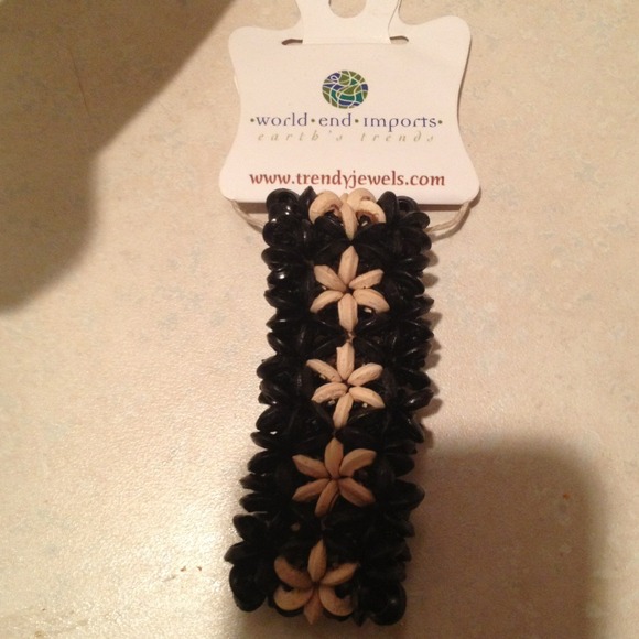 Jewelry - Bracelet