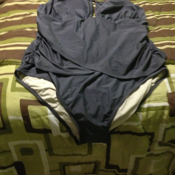 Old Navy bathing suit