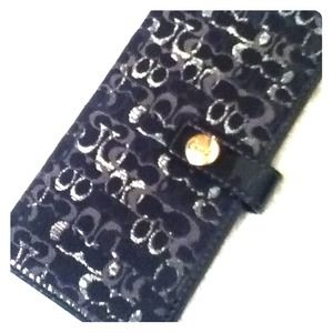Multicolored Coach wallet-Silver Metallic Interior