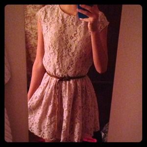🚫ON HOLD🚫 Lace dress