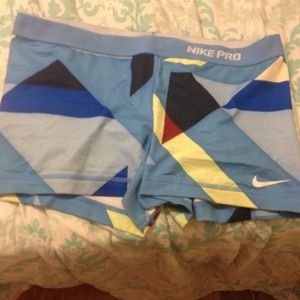 ❌TRADED❌ Blue Nike Pro - Runs Small