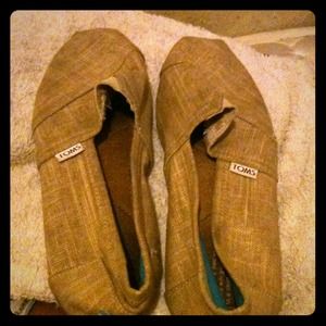 Khaki pair on toms size 8