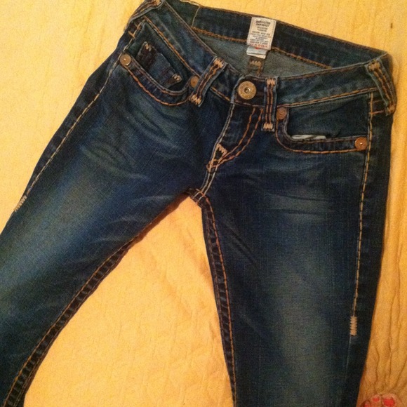 True Religion Bobby super T JUST REDUCED AGAIN - Picture 2 of 4