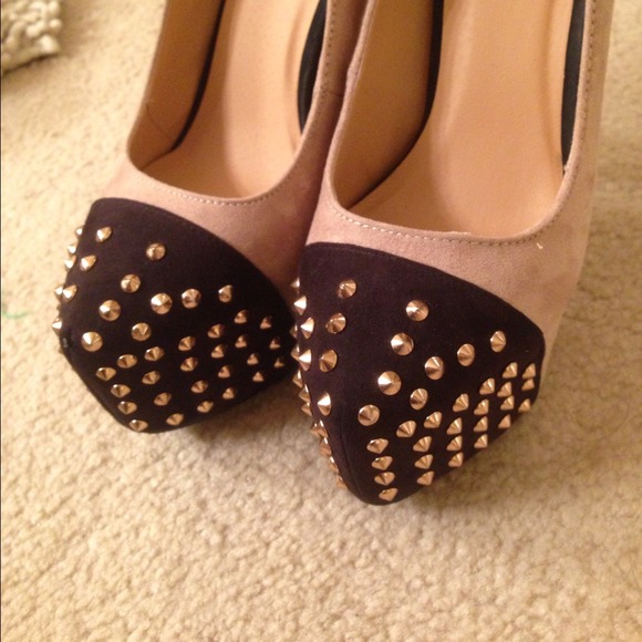 HOST PICK!! Sexy high heels - Picture 3 of 4