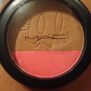 ❌❌ SOLD ❌❌ Mac hibiscus kiss