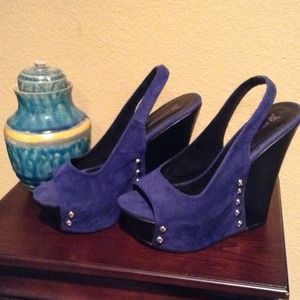 Blue suede, blk leather platform wedge sling backs