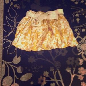 Floral Print Short Skirt w/belt