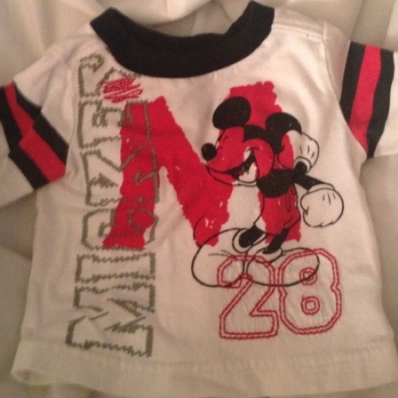 NB Mickey Mouse tee - Picture 1 of 1