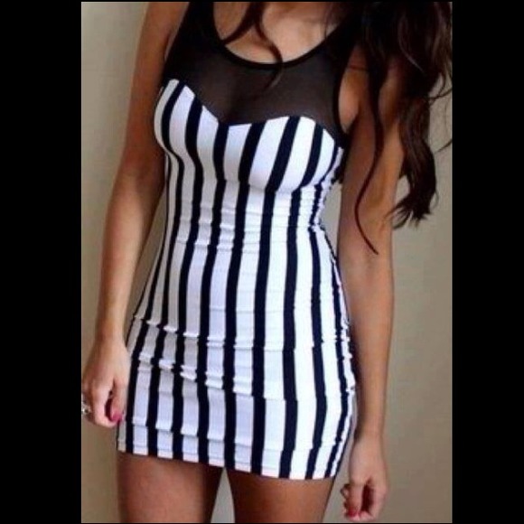 ❌ TRADED ❌ Vertical Striped Bodycon