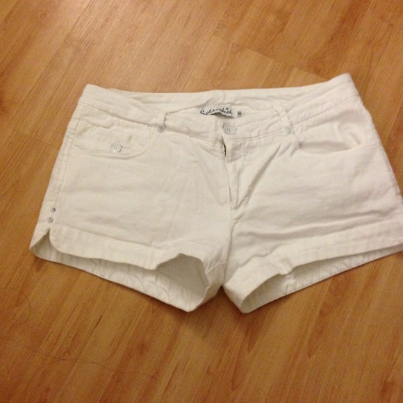 Splendid white shorts (size 28)