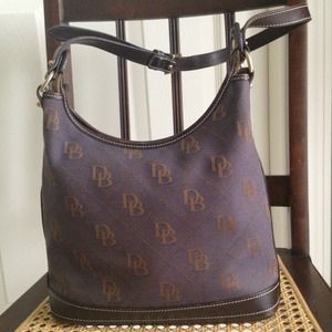 Dooney & Bourke bag