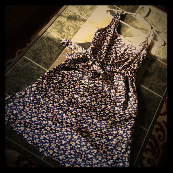 SOLD-The Limited navy pleated dress