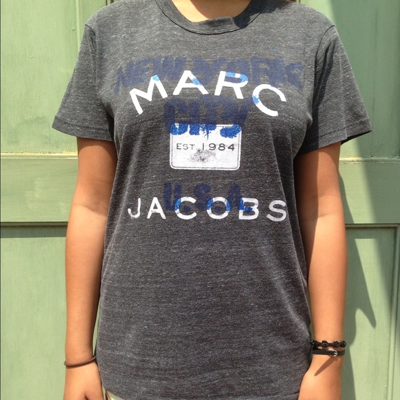Marc Jacobs Tops - ⚡️ON HOLD ⚡️Marc Jacobs top