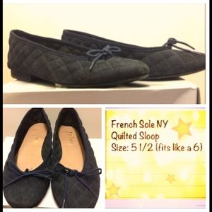 FS/NY navy Suede ballet flats
