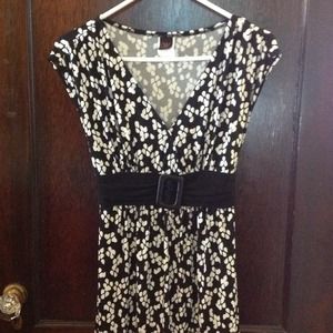 B&W dress (Juniors)