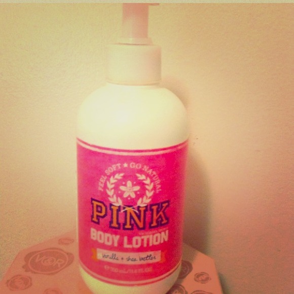 🎀BUNDLE🎀 for @bah412 ☺