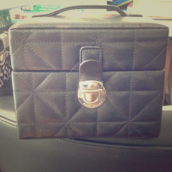 💟REDUCED💟 MARC JACOB QUILTED JEWLERY BOX
