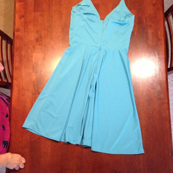 Dress - Picture 2 of 2