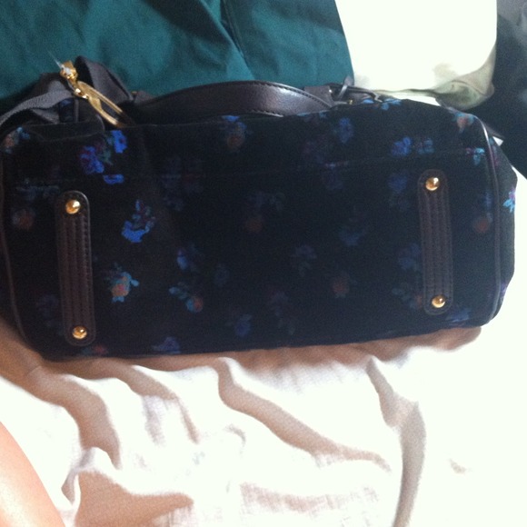 Juicy couture purse brand new! - Picture 3 of 4