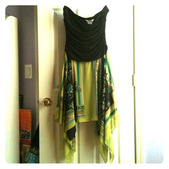 *HOLD* Macy's "Speechless" strapless dress