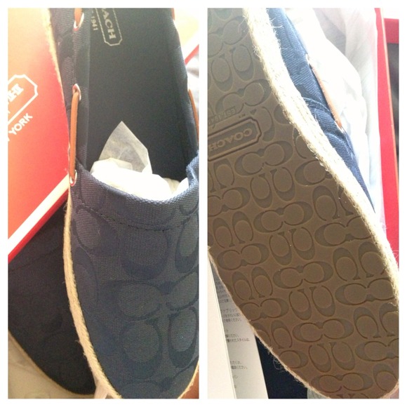 **SOLD**   Brand New Authentic Coach Shoes