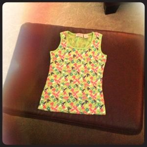 Green decorated tank