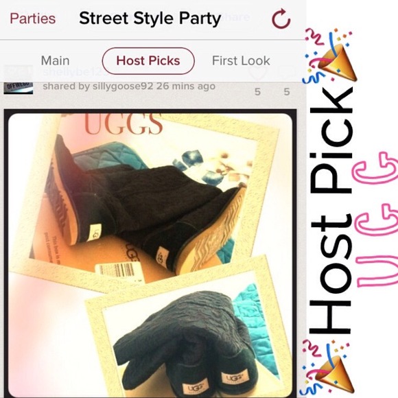 UGG Boots - ⬇️🎉HP🎉9/29🎉UGG classic canvas eyelet in black