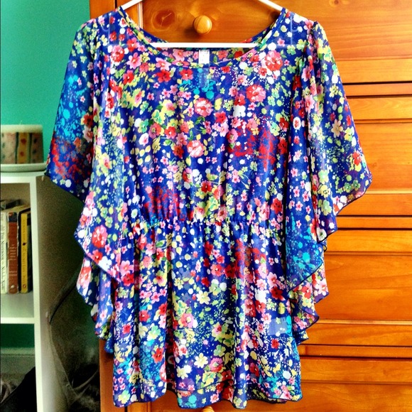 Small Colorful Flowery Flowy Shirt - Picture 1 of 2