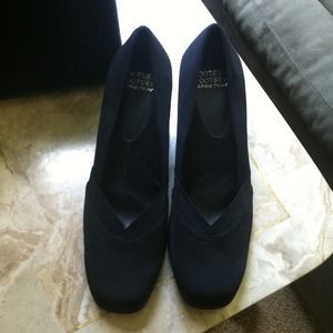 🔴Bundled🔴🎀Blckwedges🎀ninewest wedges🎀blkflats