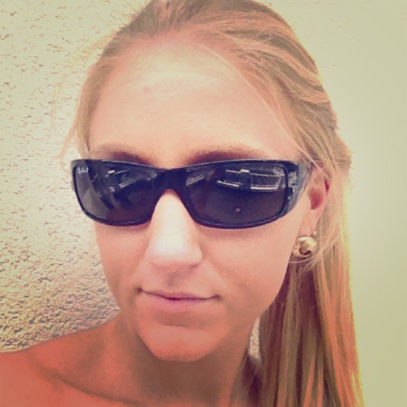 AUTHENTIC POLARIZED RAYBANS - Black