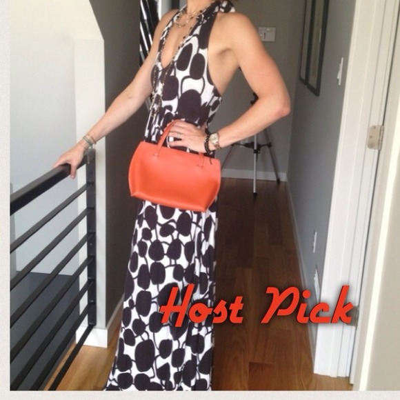 💰📦SoLD in bundle!📫 Double Host Pick!