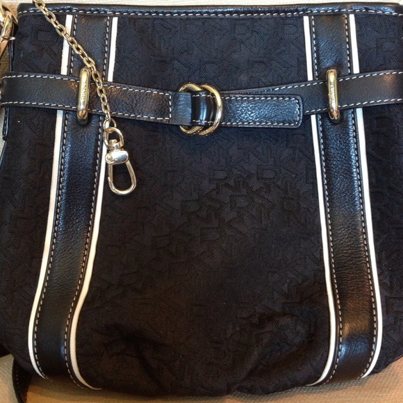 SOLD in bundle - Authentic DKNY purse