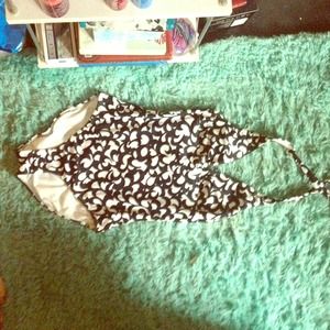 One piece gap swimsuit