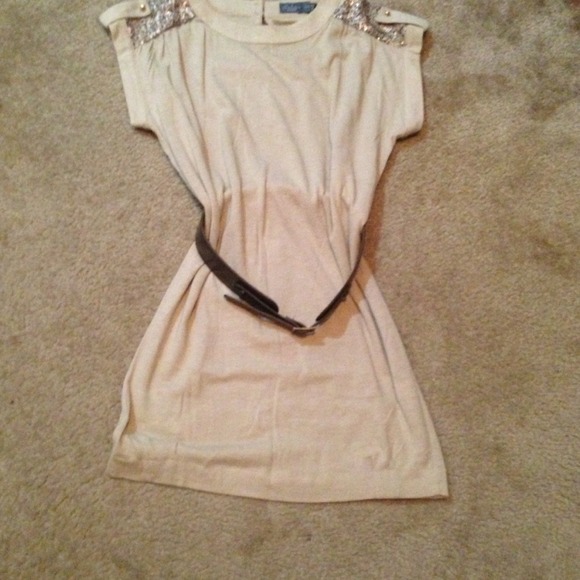 ❌SOLD❌Costa Blanca belted dress