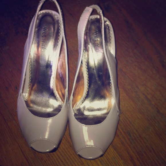 Baby pink wet seal peep toes heels