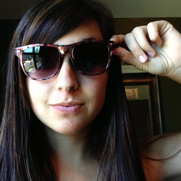 🔴 sold sunglasses
