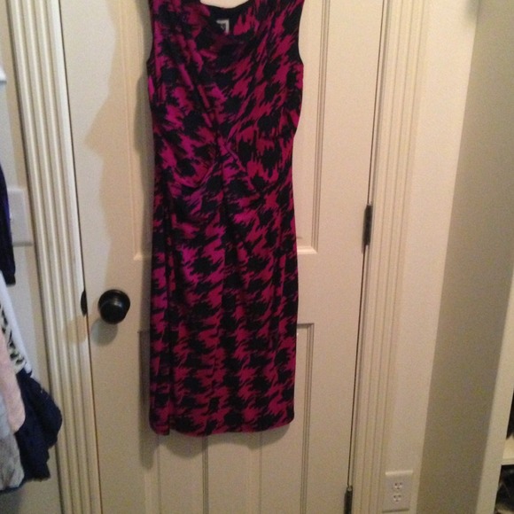💋SALE💋Anne Klein Black & Magenta dress