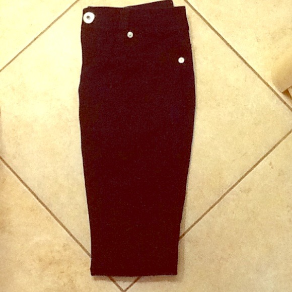 Black Guess jeggings