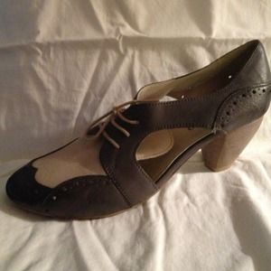 @lieane Reserved!!!  Boutique 9 Leather Shoes