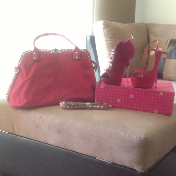 Shoes & bags. Brand new never been worn!