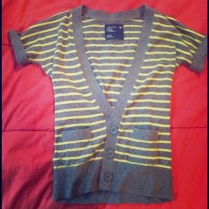 Short sleeved stripped sweater