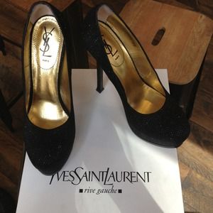 Unworn Black YSL Tribtoo Size 40